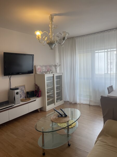 Ghencea, capat 41, bloc 1985, stradal