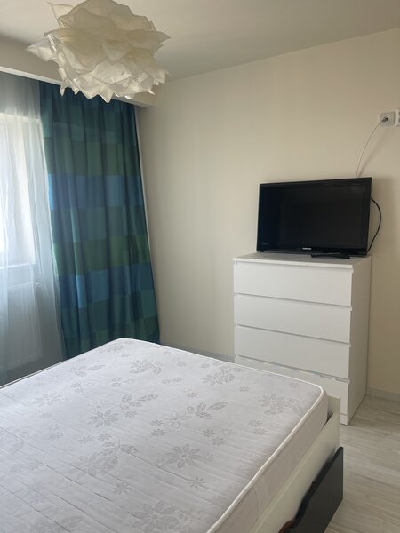 Ghencea, capat 41, bloc 1985, stradal