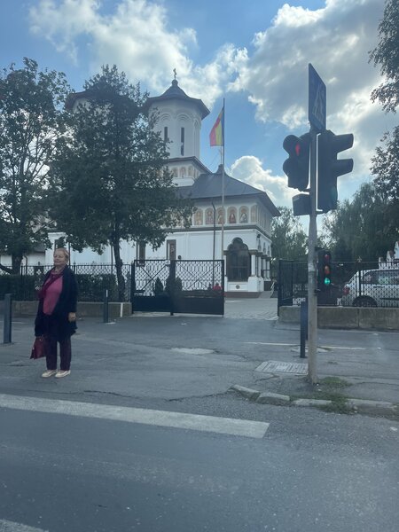 Ghencea, capat 41, bloc 1985, stradal