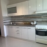 Ghencea, capat 41, bloc 1985, stradal